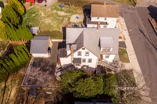 51 Locke St, Ansonia, CT 06401 - Photo 34