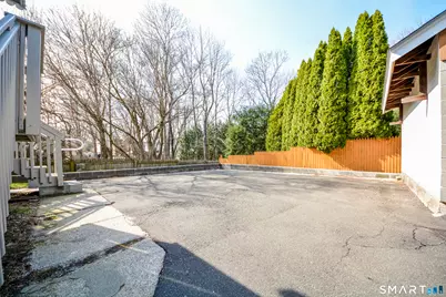 51 Locke Street, Ansonia, CT 06401 - Photo 12