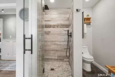 25 Harbor Street, Branford, CT 06405 - Photo 18