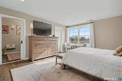 25 Harbor Street, Branford, CT 06405 - Photo 16