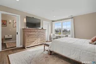 25 Harbor St, Branford, CT 06405 - Photo 16