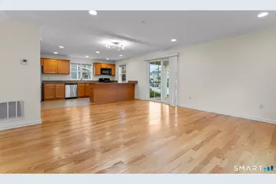 15 West Main Street #I101, Norwalk, CT 06851 - Photo 2