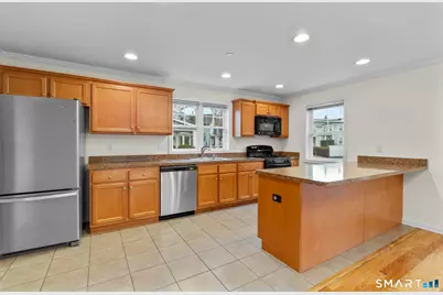 15 West Main Street #I101, Norwalk, CT 06851 - Photo 8