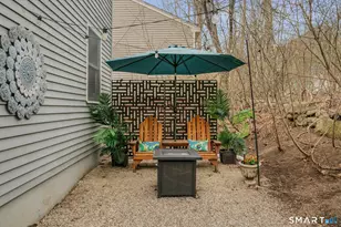 15 Barrie Rd, East Hampton, CT 06424 - Photo 4