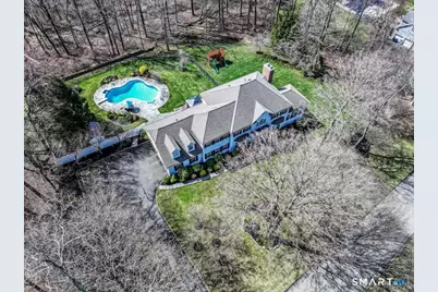 8 Encampment Place, Ridgefield, CT 06877 - Photo 2