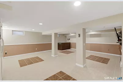 44 Skyline Drive, Waterbury, CT 06706 - Photo 28