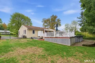 44 Skyline Dr, Waterbury, CT 06706 - Photo 10