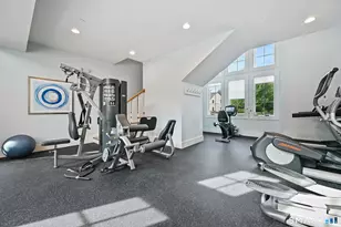 77 Havemeyer Ln, Stamford, CT 06902 - Photo 20