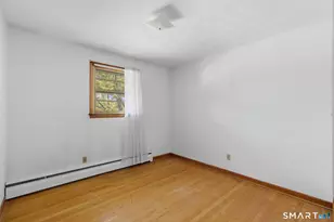 94 Windy Dr, Waterbury, CT 06705 - Photo 20