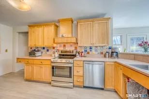 12 Orchard Rd, Farmington, CT 06032 - Photo 10