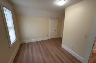 149 Glen St, New Britain, CT 06051 - Photo 2