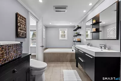 467 Quinnipiac Avenue, North Haven, CT 06473 - Photo 20