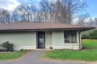 14 Sycamore Dr, Mansfield, CT 06268 - Photo 2