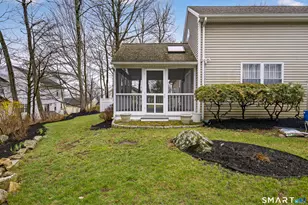 19 Pequot Ct, Monroe, CT 06468 - Photo 28
