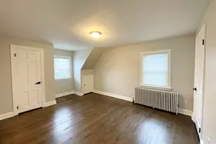 9 Bank St, Hamden, CT 06514 - Photo 16