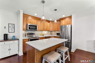 255 Strawberry Hill Ave, Stamford, CT 06902 - Photo 10