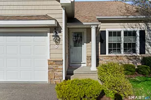 24 Center Ct, Colchester, CT 06415 - Photo 4