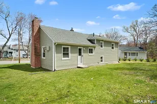 41 Sunnybrook Bend, Waterbury, CT 06708 - Photo 4