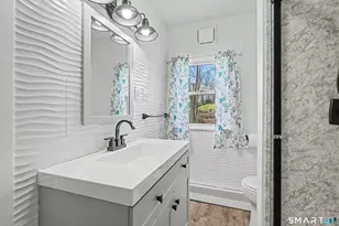 41 Sunnybrook Bend, Waterbury, CT 06708 - Photo 20