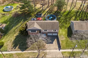 450 Emerald Pl, Stratford, CT 06615 - Photo 4