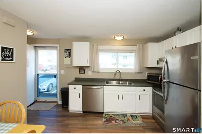 1081 New Haven Road #10C, Naugatuck, CT 06770 - Photo 4