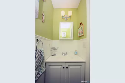 1081 New Haven Road #10C, Naugatuck, CT 06770 - Photo 10