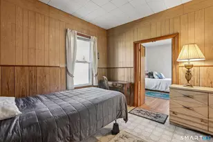 8 Pleasant St, Danbury, CT 06810 - Photo 10