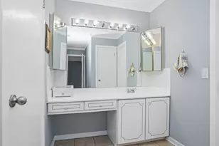 16 Bouton St E, Stamford, CT 06907 - Photo 14