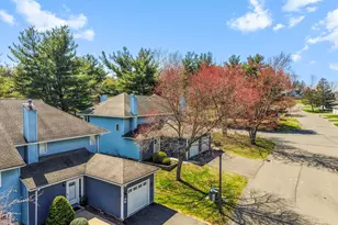 230 E Bass Ln, Suffield, CT 06078 - Photo 4