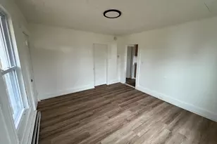 11 Roosevelt Ave, Plymouth, CT 06786 - Photo 4