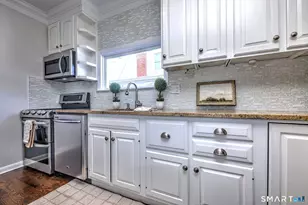 40 Yale St, Stratford, CT 06615 - Photo 10