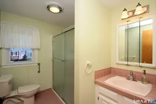 54 Woodstock St, Waterbury, CT 06704 - Photo 20