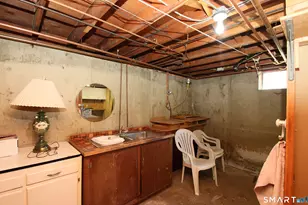 54 Woodstock St, Waterbury, CT 06704 - Photo 30