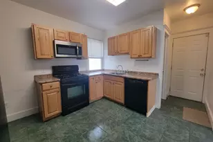 67 Woodside St, Stamford, CT 06902 - Photo 2