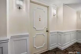 143 Hoyt St, Stamford, CT 06905 - Photo 2