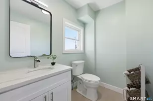 467 Ocean Ave, West Haven, CT 06516 - Photo 10