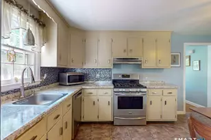 90 Old Brickyard Ln, Berlin, CT 06037 - Photo 16