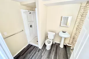 125 Hillside Ave, Waterbury, CT 06710 - Photo 10
