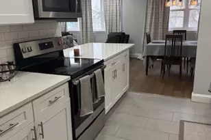 887 Farmington Ave, West Hartford, CT 06119 - Photo 2