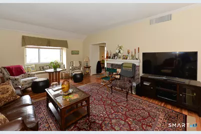 738 Heritage Village #A, Southbury, CT 06488 - Photo 4