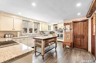 15 High St, Suffield, CT 06078 - Photo 10