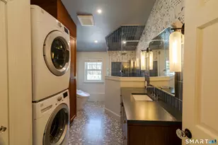 341 Pequot Ave, Groton, CT 06355 - Photo 18