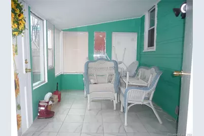 1 Eastview Street #FRONT, Hartford, CT 06114 - Photo 8