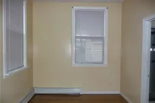 1 Eastview St, Hartford, CT 06114 - Photo 6