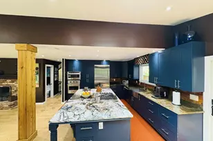 7 Joanne Ln, Weston, CT 06883 - Photo 8