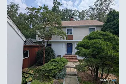 7 Joanne Lane, Weston, CT 06883 - Photo 1