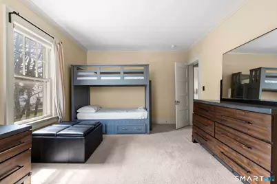 65 Brooklawn Place, Bridgeport, CT 06604 - Photo 24