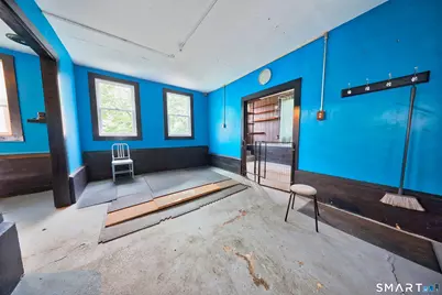 2180 Stanley Street, New Britain, CT 06053 - Photo 32