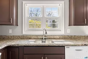 75 Redwood Dr, East Haven, CT 06513 - Photo 12