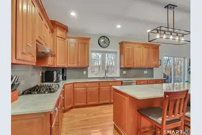 7 Jet Brook Road, Newtown, CT 06470 - Photo 6